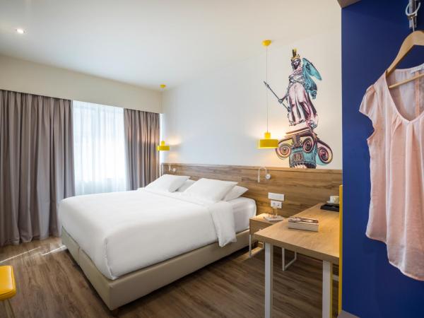 ibis Styles Athens Routes : photo 7 de la chambre chambre double ou lits jumeaux standard