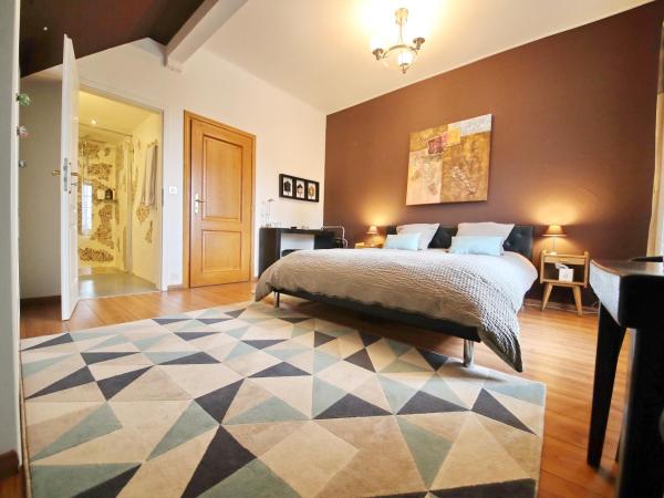 B&B Corseaux Beach & Riviera Beach : photo 8 de la chambre corseaux beach | chambre double supérieure - vue partielle sur lac