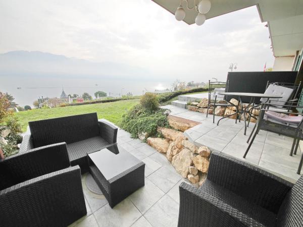 B&B Corseaux Beach & Riviera Beach : photo 5 de la chambre riviera beach | loft avec jardin - vue sur lac