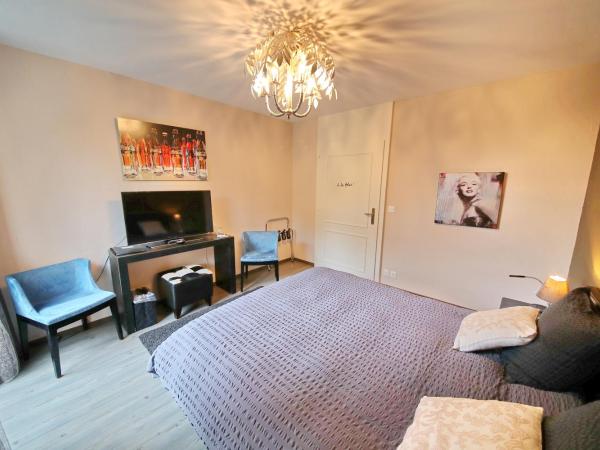 B&B Corseaux Beach & Riviera Beach : photo 6 de la chambre corseaux beach | chambre double supérieure avec terrasse-jardin - vue partielle sur lac