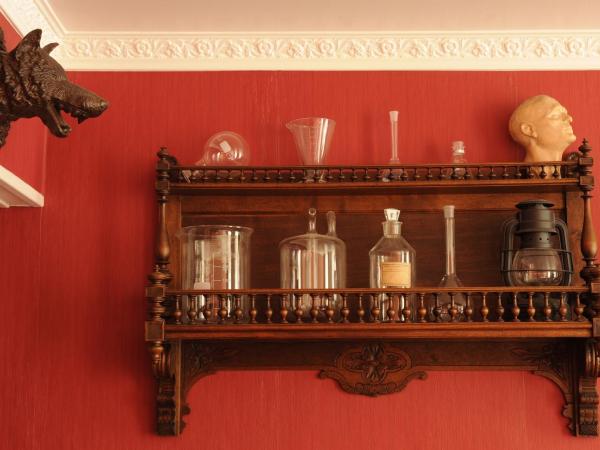 Detective Hotel : photo 7 de la chambre chambre double supérieure - sherlock holmes