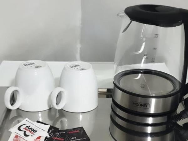 B&B Rosy : photo 4 de la chambre chambre double de luxe avec balcon et salle de bains privative