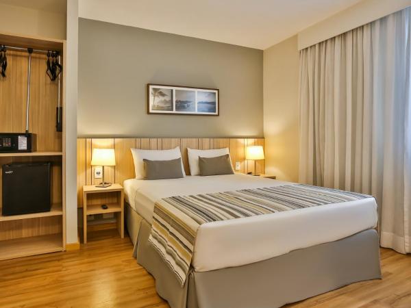 Days Inn by Wyndham Rio de Janeiro Lapa : photo 4 de la chambre chambre standard lit queen-size