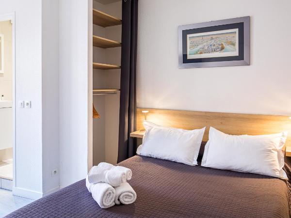 Hotel De L'Horloge : photo 6 de la chambre studio double standard