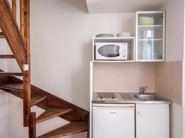 Hotel De L'Horloge : photo 3 de la chambre studio (3 adultes)