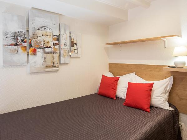 Hotel De L'Horloge : photo 6 de la chambre studio (3 adultes)