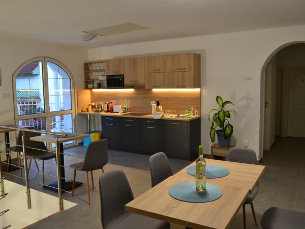 Főnix Design Rooms : photo 3 de la chambre chambre familiale