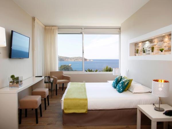 Le Saint Erasme, Hotel Eco Friendly : photo 1 de la chambre suite quadruple avec vue sur la mer 