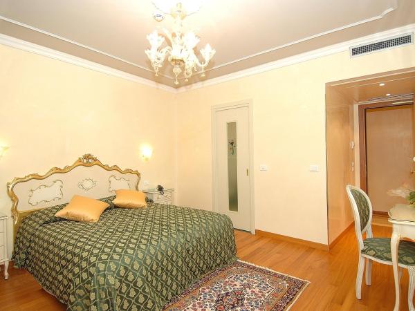 Hotel San Luca Venezia : photo 5 de la chambre chambre double supérieure