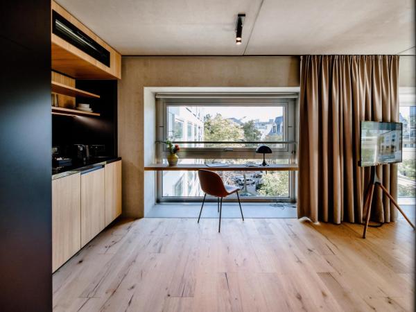 THE FLAG West M. : photo 4 de la chambre studio exécutif