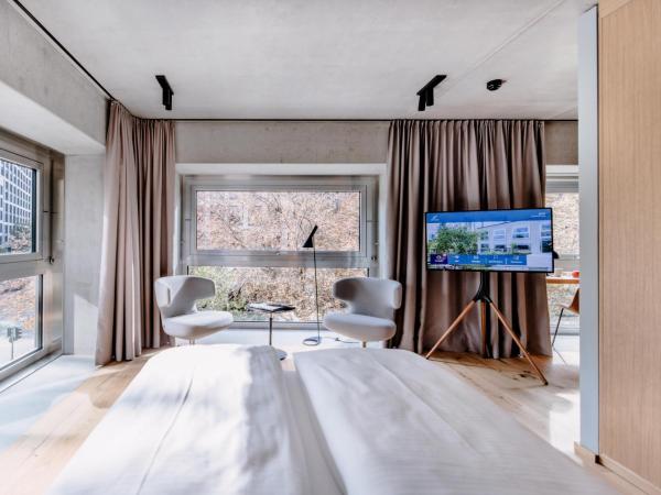 THE FLAG West M. : photo 2 de la chambre studio exécutif