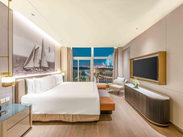 Crowne Plaza Suzhou, an IHG Hotel : photo 7 de la chambre 1 king navigator suite high floor lounge access lake view