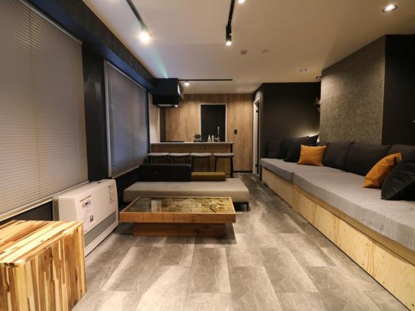 Maison Sapporo : photo 3 de la chambre chambre quadruple avec salle de bains
