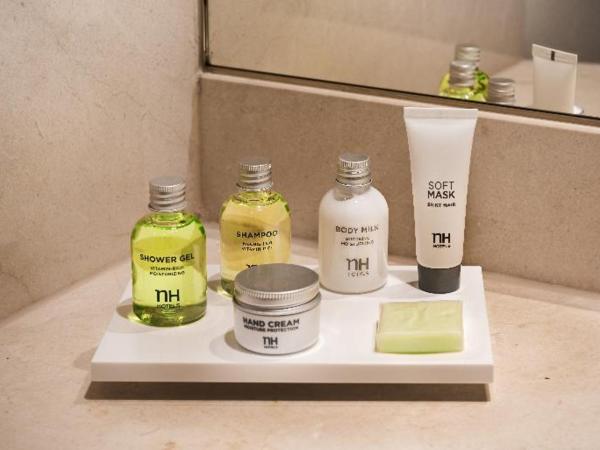 NH Marbella : photo 9 de la chambre chambre familiale adjacente (3 adultes + 1 enfant)