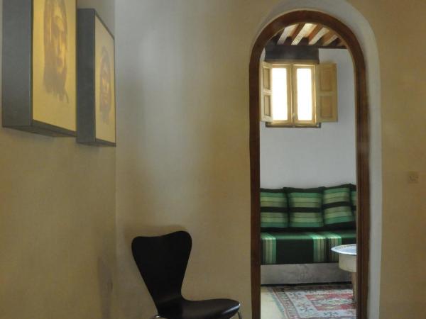 Dar 7 Louyat : photo 10 de la chambre suite batoul (3 adultes)