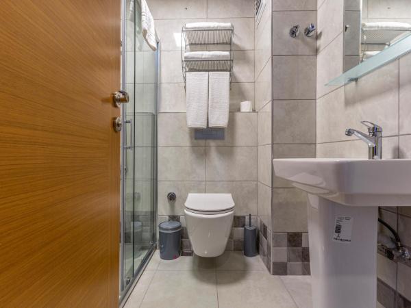 Antalya Business Hotel : photo 6 de la chambre studio avec canapé-lit