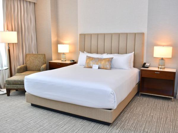 InterContinental Houston, an IHG Hotel : photo 2 de la chambre chambre classique avec lit king-size et vue