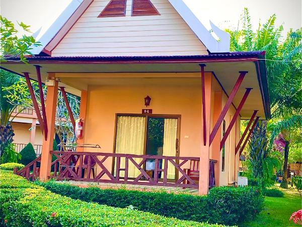 Kaibae Hut Resort : photo 2 de la chambre bungalow familial - vue sur jardin