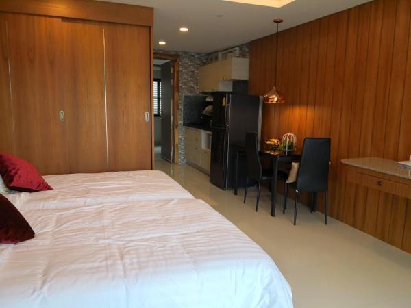 Private wooden style studio room in city area : photo 9 de la chambre studio avec balcon