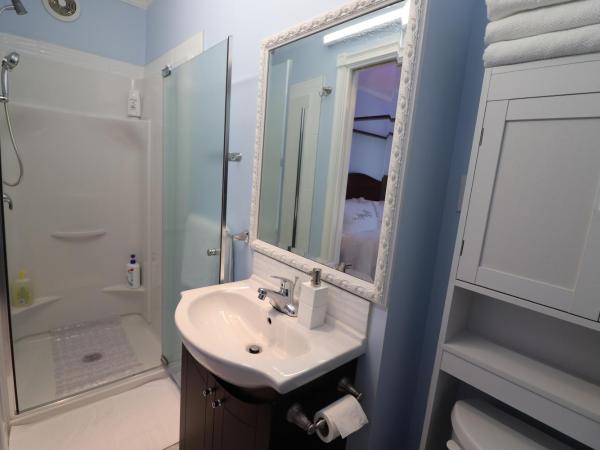 Lipton Place by Elegant Waterfront : photo 3 de la chambre chambre double deluxe avec balcon