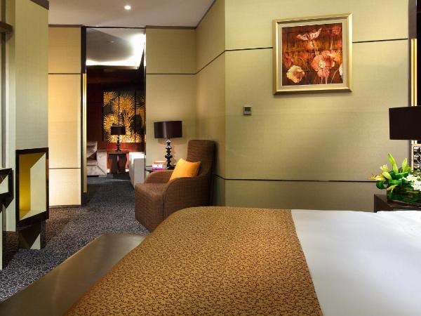 InterContinental Nanjing, an IHG Hotel : photo 5 de la chambre one-bedroom dining suite with lake view