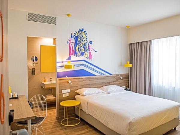 ibis Styles Athens Routes : photo 9 de la chambre chambre double ou lits jumeaux standard