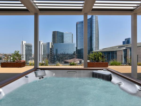 Milano Verticale | UNA Esperienze : photo 7 de la chambre suite penthouse - Étage v - vue sur ville