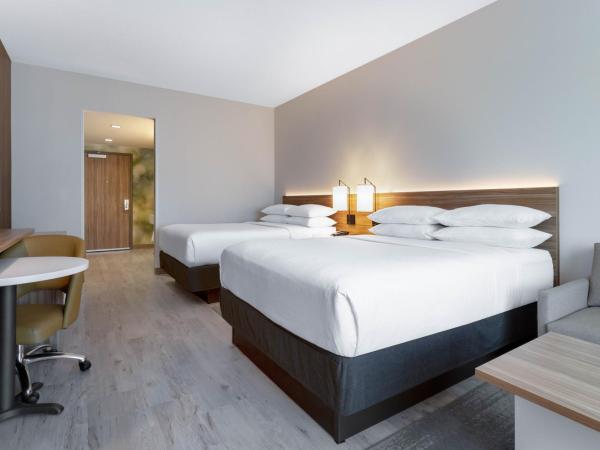 Wyndham Garden Orlando Universal / I Drive : photo 4 de la chambre suite 2 lits queen-size avec canapé-lit - sans frais de service