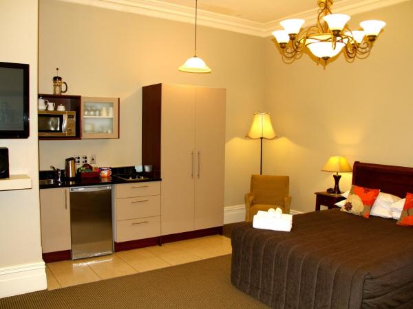 Merivale Manor : photo 1 de la chambre studio familial