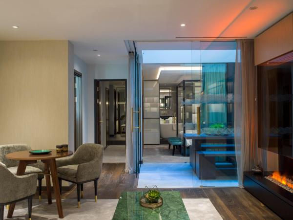 Middle Eight - Covent Garden - Preferred Hotels and Resorts : photo 2 de la chambre suite de luxe