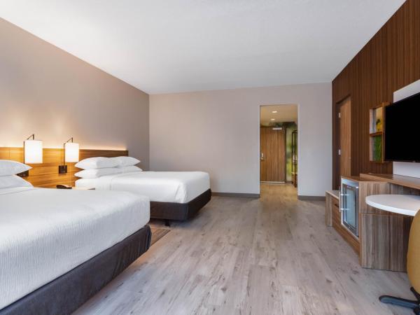 Wyndham Garden Orlando Universal / I Drive : photo 1 de la chambre suite 2 lits queen-size pour personnes à mobilité réduite (sans frais de service)