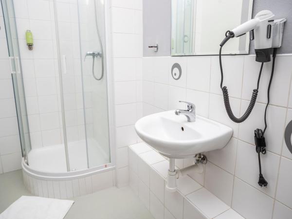 Hotel VP1 : photo 5 de la chambre chambre double ou lits jumeaux