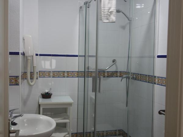 Hotel Doña Lina : photo 5 de la chambre chambre simple