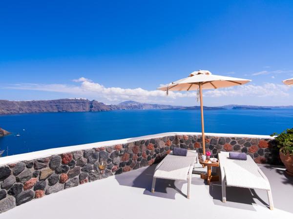 Pezoules of Oia : photo 3 de la chambre maison falaise valériane - vue sur caldera