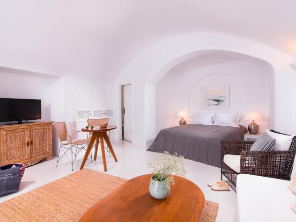 Pezoules of Oia : photo 5 de la chambre maison falaise valériane - vue sur caldera