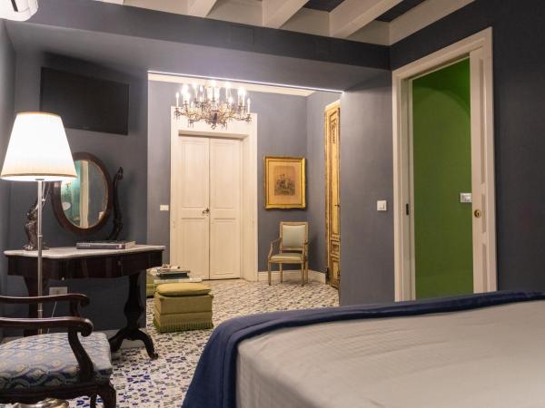 Palazzo Arone dei Baroni di Valentino : photo 8 de la chambre suite