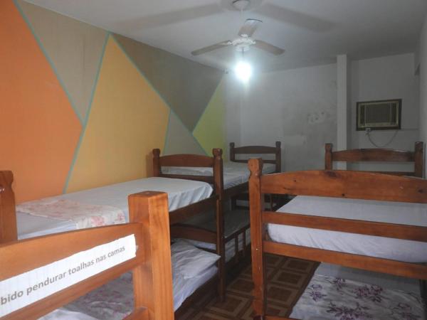Rio Surf House Hostel e Pousada : photo 7 de la chambre lit simple dans dortoir de 8 lits avec climatisation