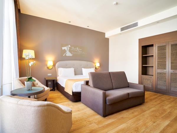 Eurostars Patios de Cordoba : photo 2 de la chambre chambre double avec lit d'appoint