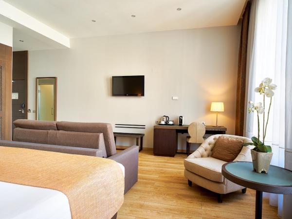 Eurostars Patios de Cordoba : photo 5 de la chambre chambre double avec lit d'appoint