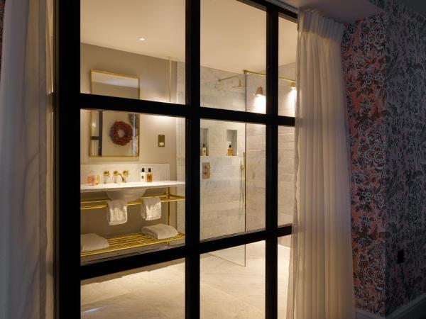 Homewood Hotel & Spa - Small Luxury Hotels of the World : photo 2 de la chambre mews hot tub suite