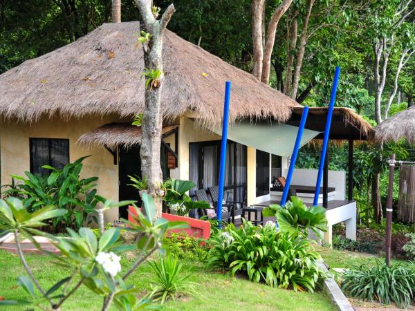 LaLaanta Hideaway Resort : photo 6 de la chambre bungalow deluxe - vue sur mer