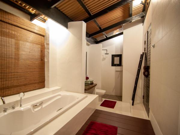 LaLaanta Hideaway Resort : photo 5 de la chambre bungalow deluxe - vue sur mer