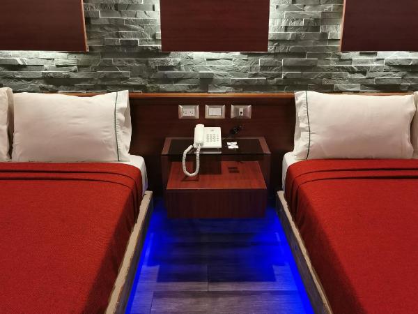 Hotel Plaza Arteaga : photo 2 de la chambre chambre double