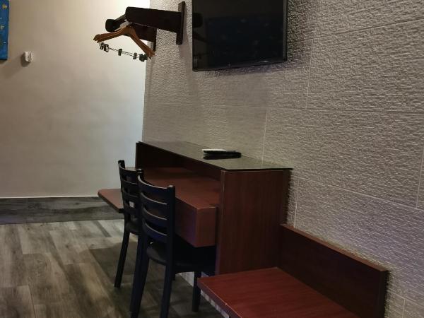 Hotel Plaza Arteaga : photo 8 de la chambre chambre double