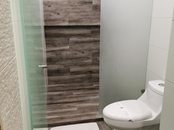 Hotel Plaza Arteaga : photo 9 de la chambre chambre double