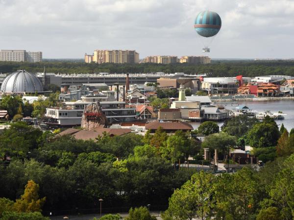 Wyndham Lake Buena Vista Resort Disney Springs® Resort Area : photo 5 de la chambre chambre lit queen-size - vue sur disney