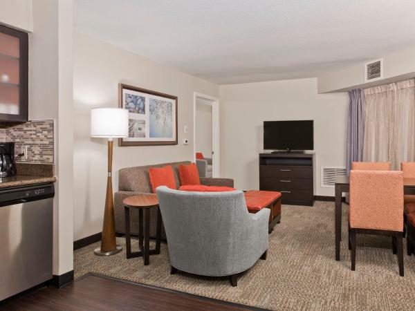 Staybridge Suites - Charlotte Ballantyne, an IHG Hotel : photo 2 de la chambre suite 2 chambres avec 2 salles de bains - non-fumeurs