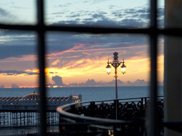 Drakes Hotel : photo 3 de la chambre chambre lit king-size - vue sur mer