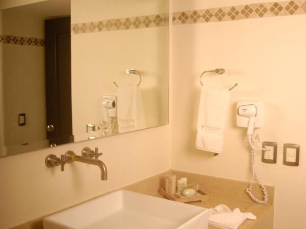 Zafiro Beach Boutique Resort : photo 5 de la chambre suite junior