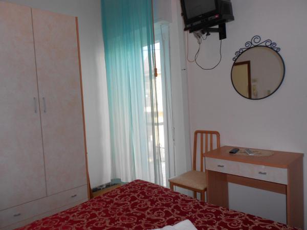 Hotel Ottavia : photo 9 de la chambre chambre double ou lits jumeaux Économique